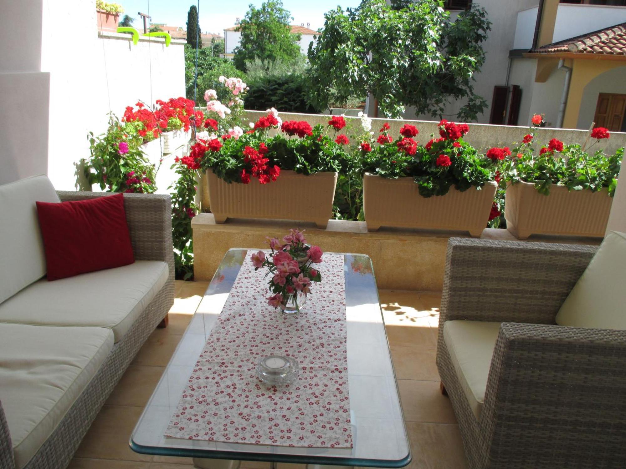 Apartments Ragusa Ровинь Экстерьер фото