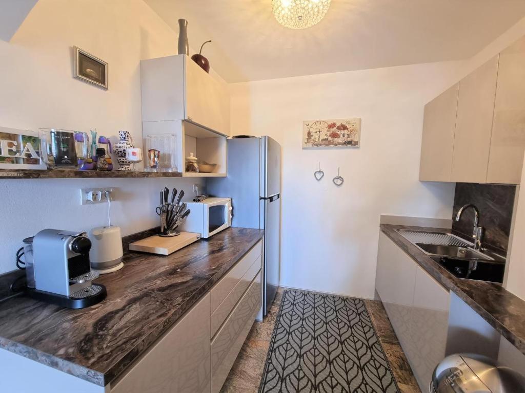 Apartments Ragusa Ровинь Экстерьер фото